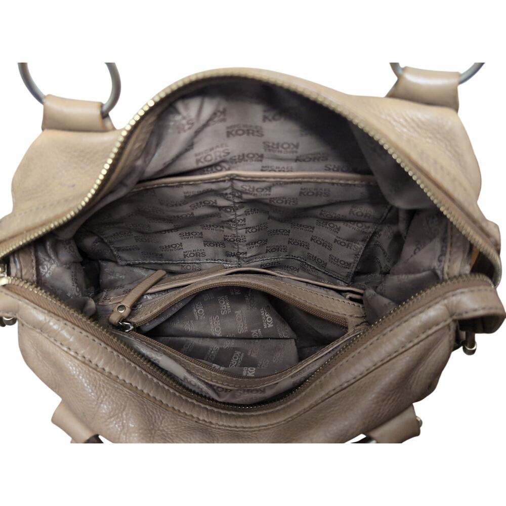 Michael kors Y2K chunky buckle duffle tan leather shoulder bag - Picture 8 of 13
